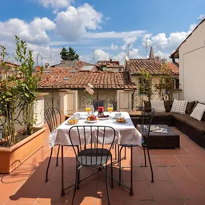 Apartment Attic Up On, Florence