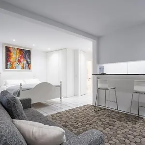 Apartment - Por Santa Maria, Florence